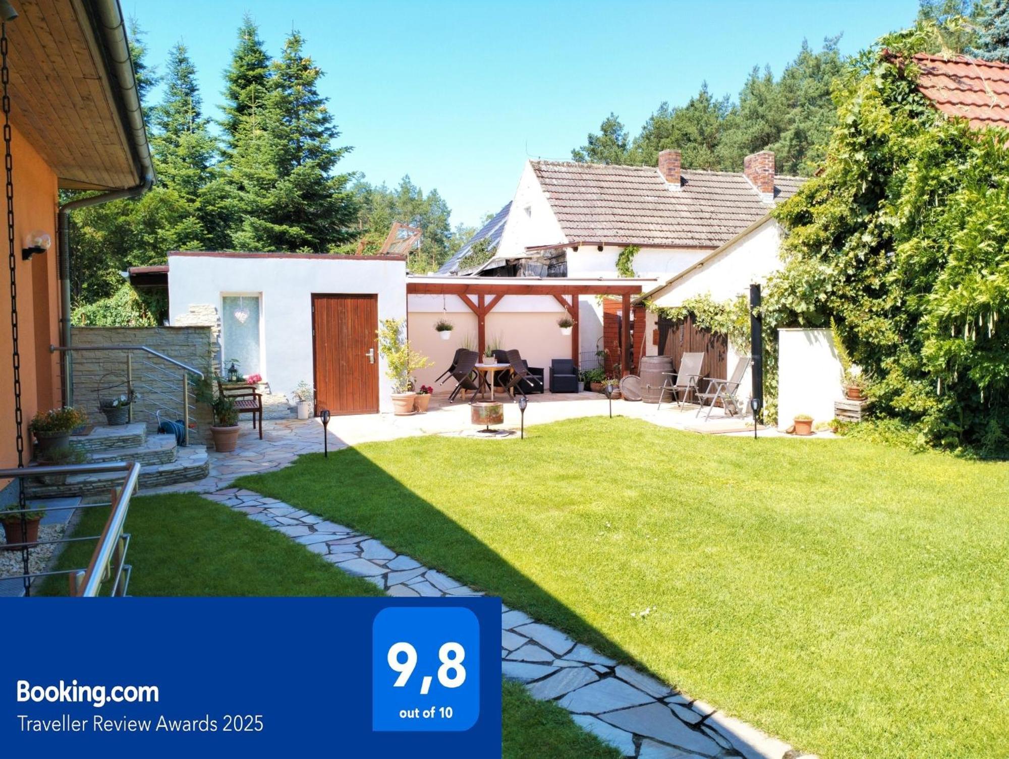 Ferienwohnung Am Waldesrand - Garten, Terrasse, Grill, Luftkuehler, Massagesessel, Kinderspielecke, Spielekonsole Котбус Екстер'єр фото